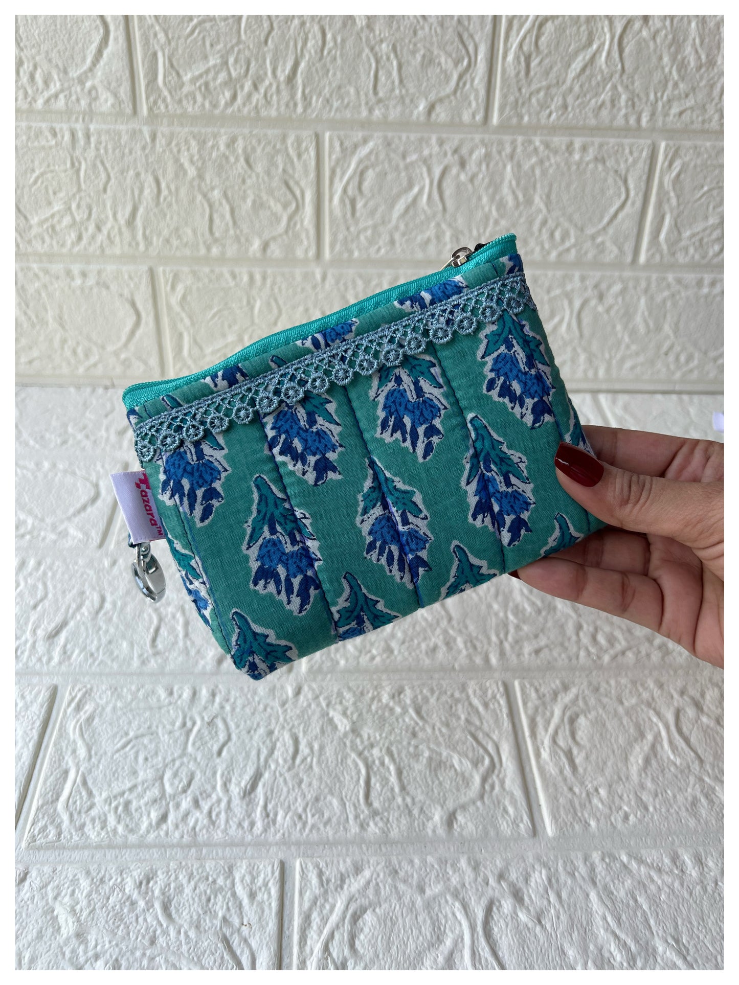 TEAL JOYPURI QUILTED KEY-CHARM