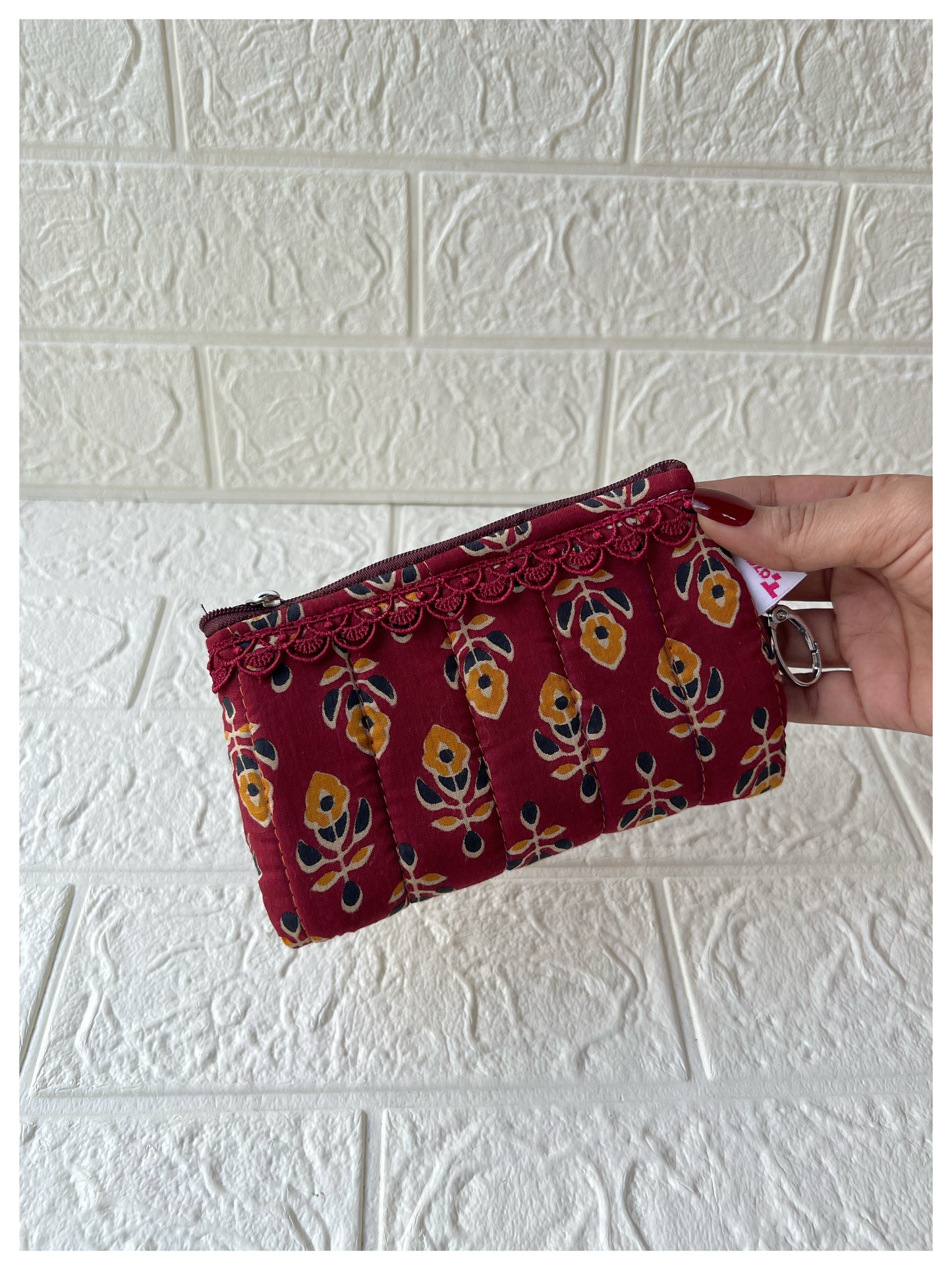 RED KOLKA QUILTED KEY-CHARM
