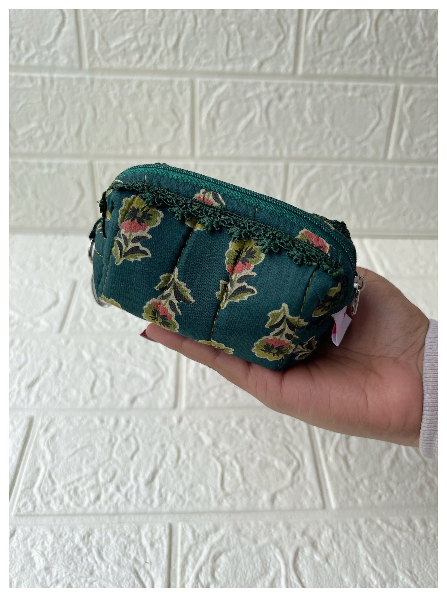 GREEN KOLKA QUILTED KEY-CHARM