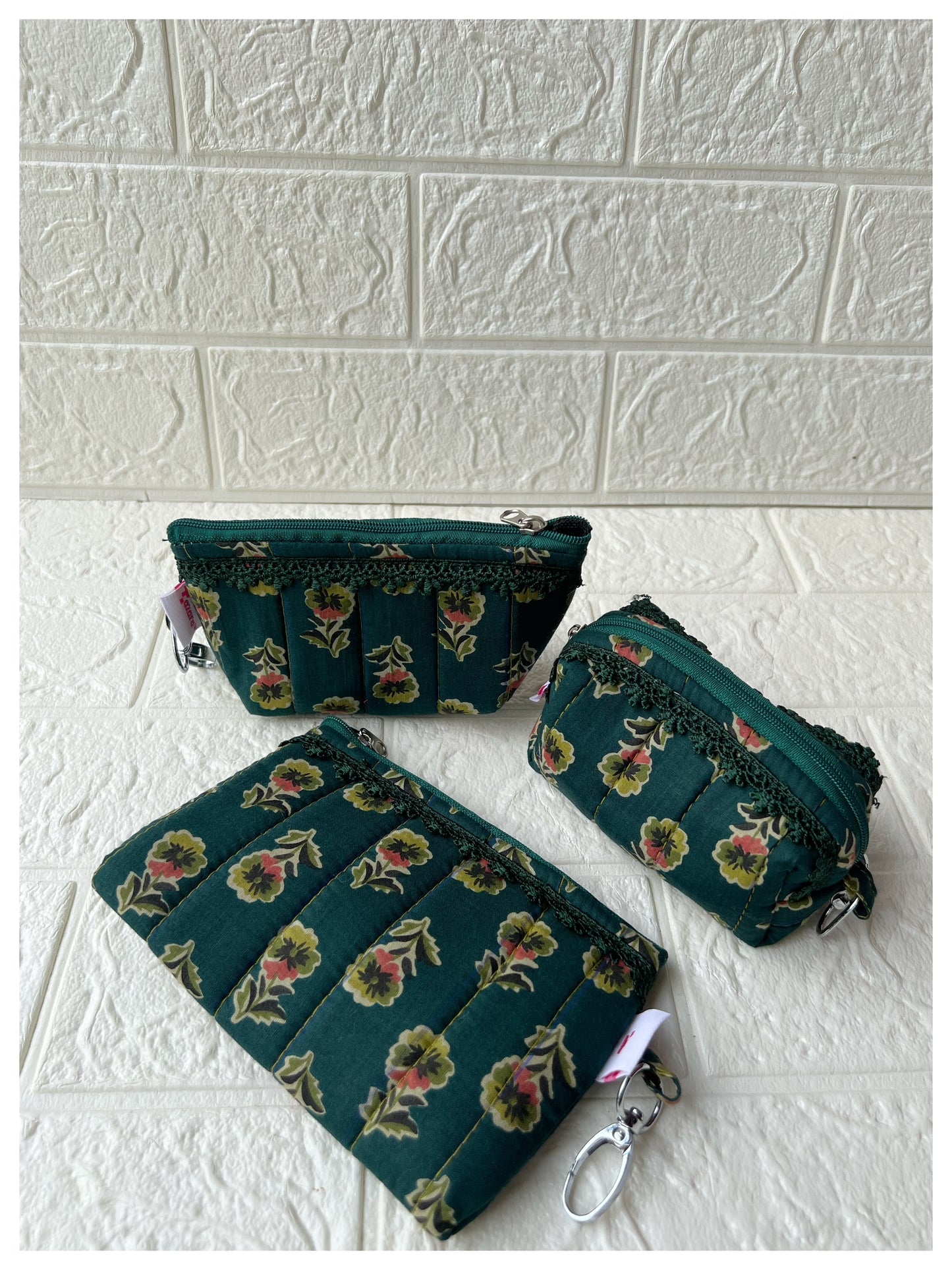 GREEN KOLKA QUILTED KEY-CHARM