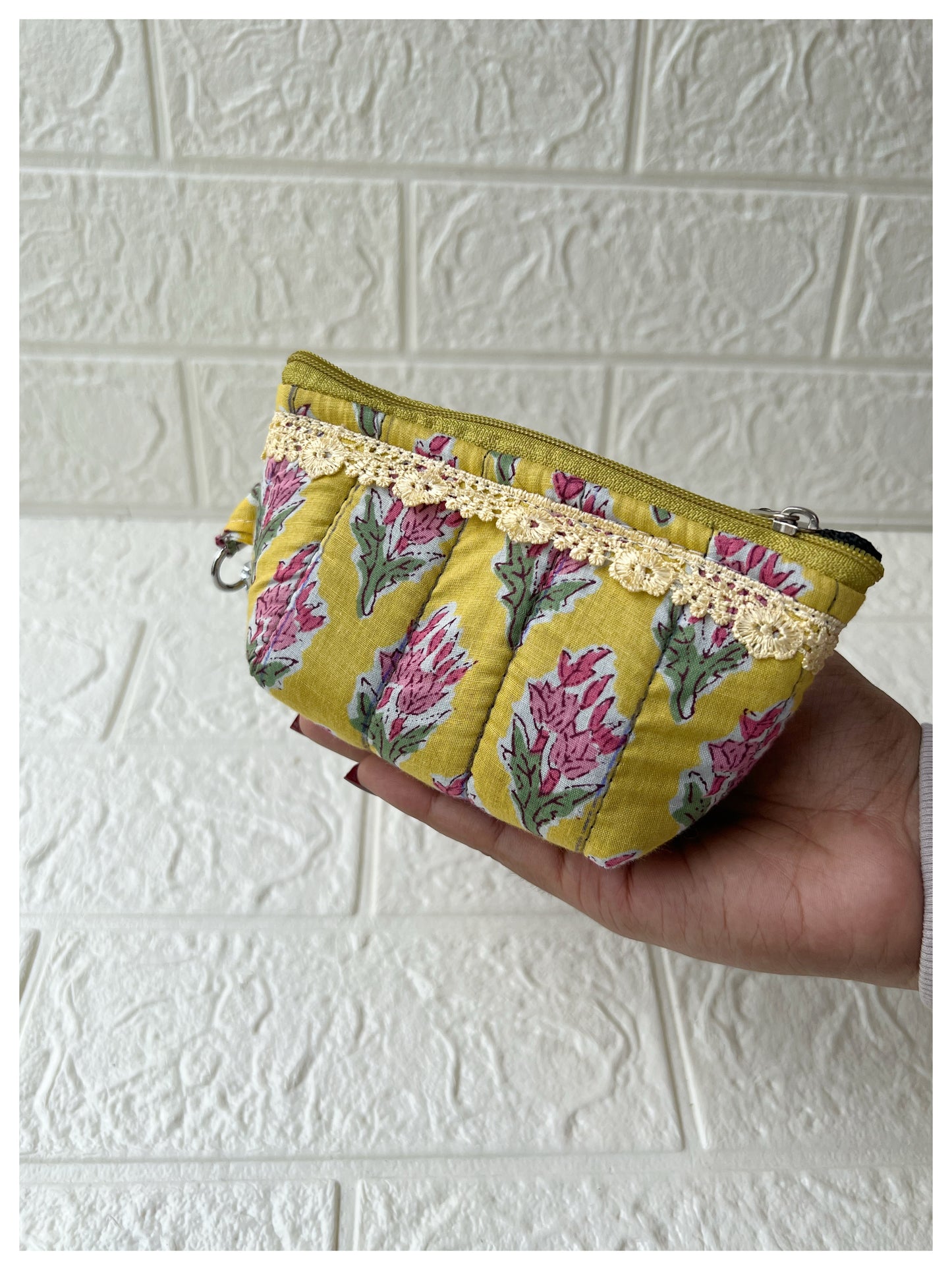YELLOW PINK QUILTED KEY-CHARM