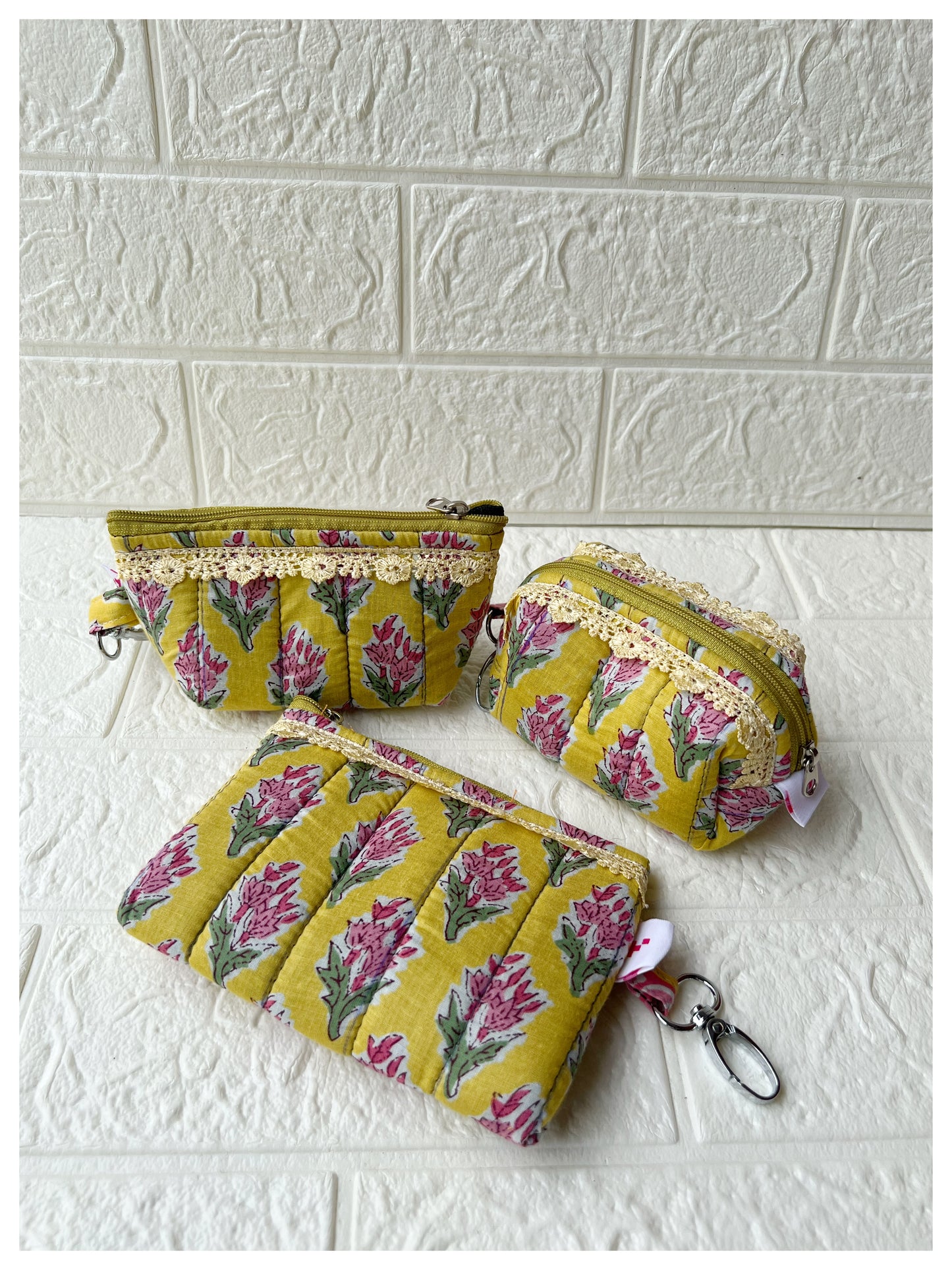 YELLOW PINK QUILTED KEY-CHARM
