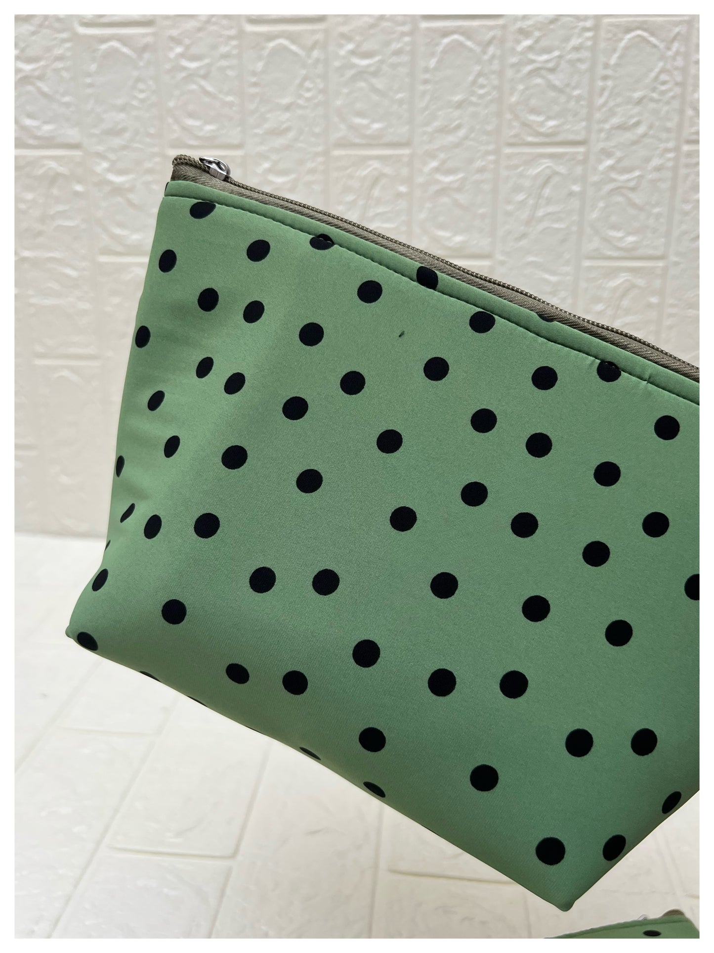 SPANISH GREEN POLKA  POUCHES