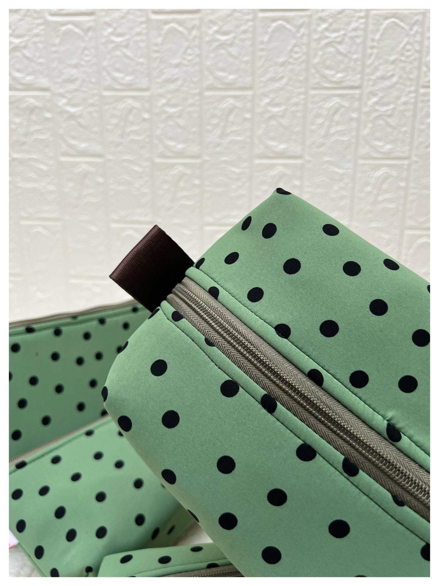 SPANISH GREEN POLKA  POUCHES