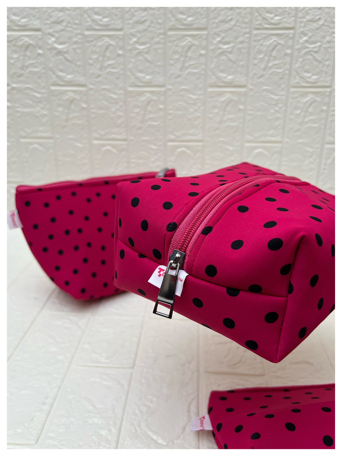HOT PINK POLKA  POUCHES