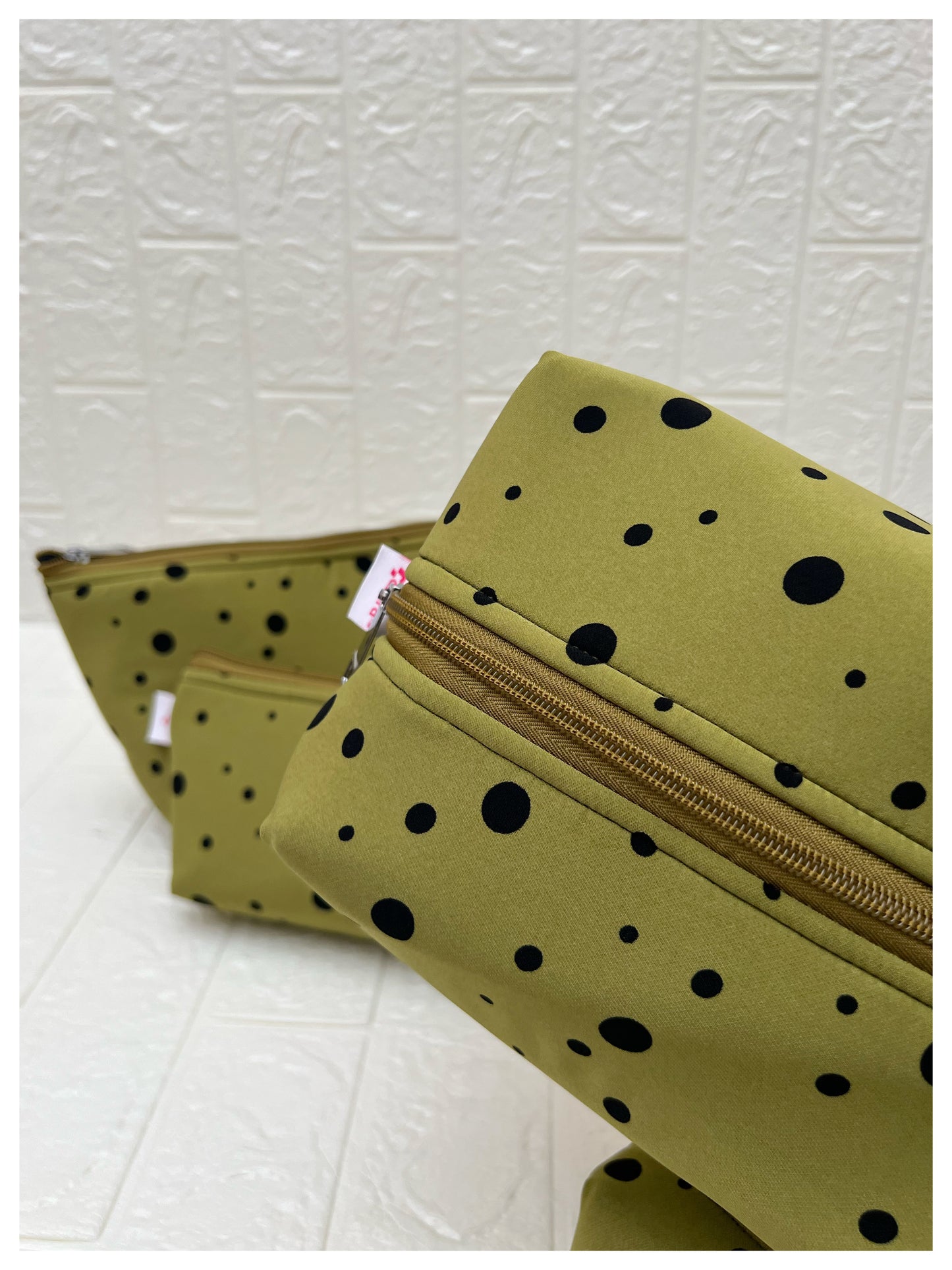 LIGHT OLIVE POLKA  POUCHES