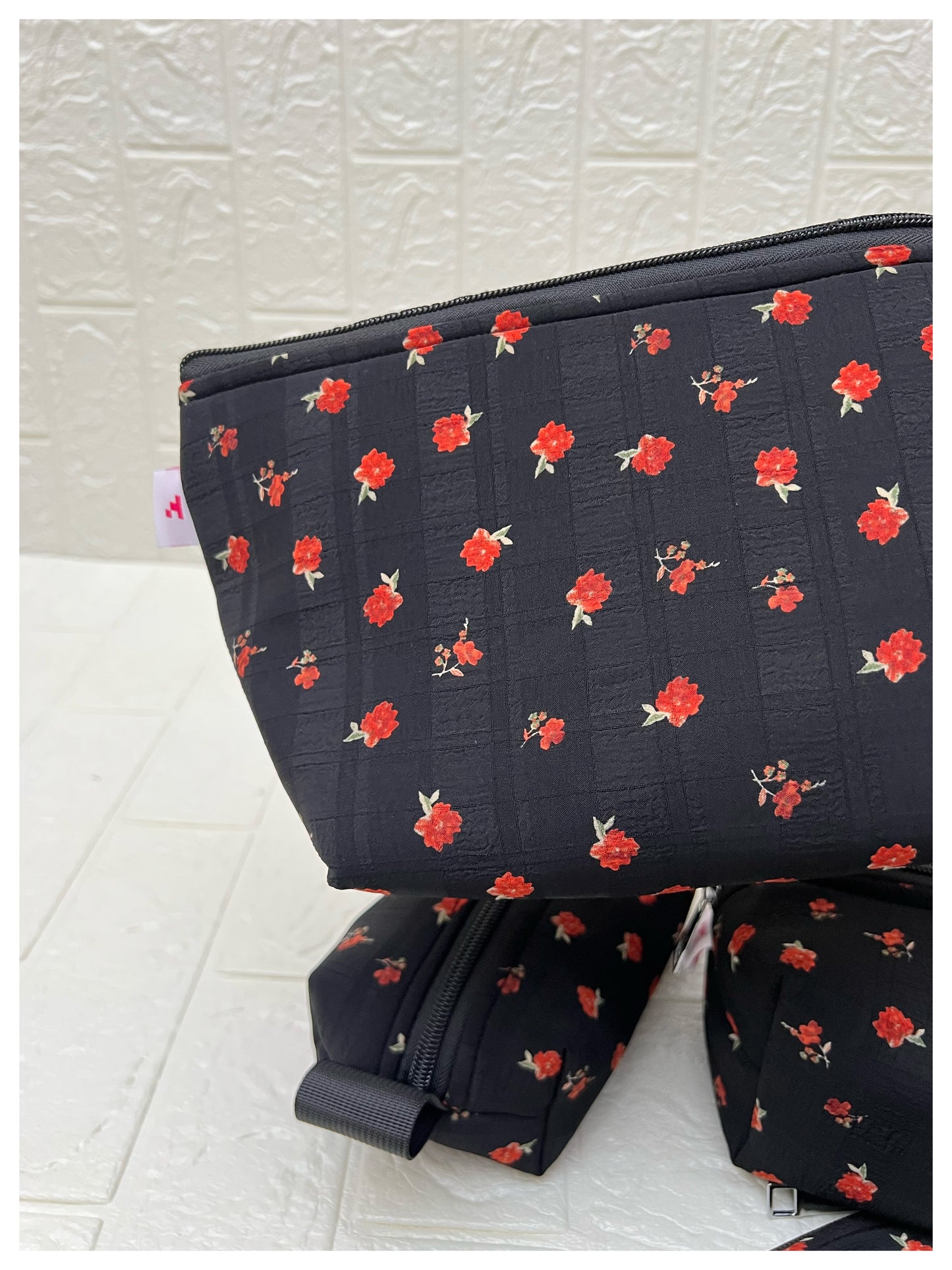 BLACK RED PEONY FLORAL POUCHES