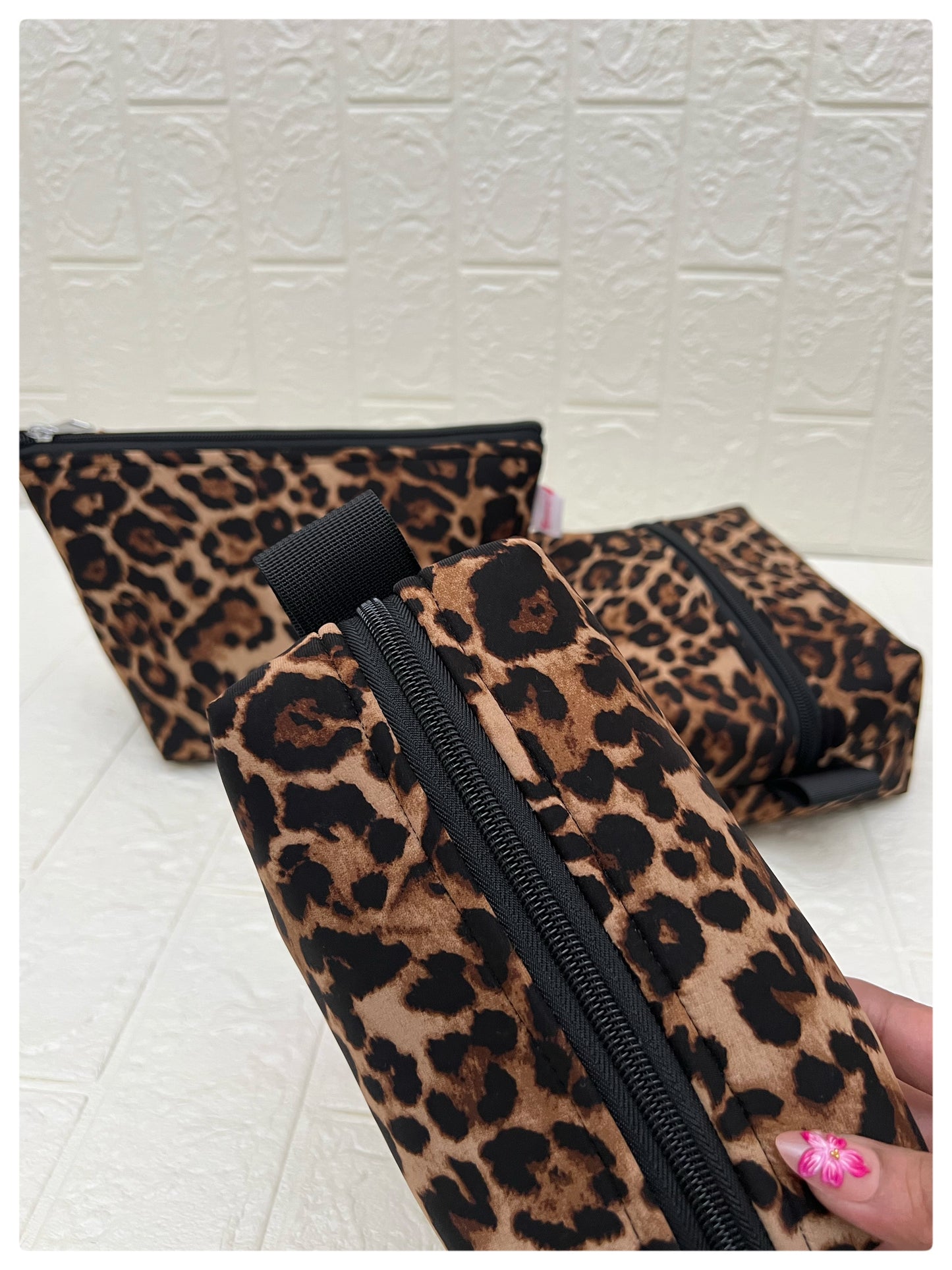 TIGER POUCHES
