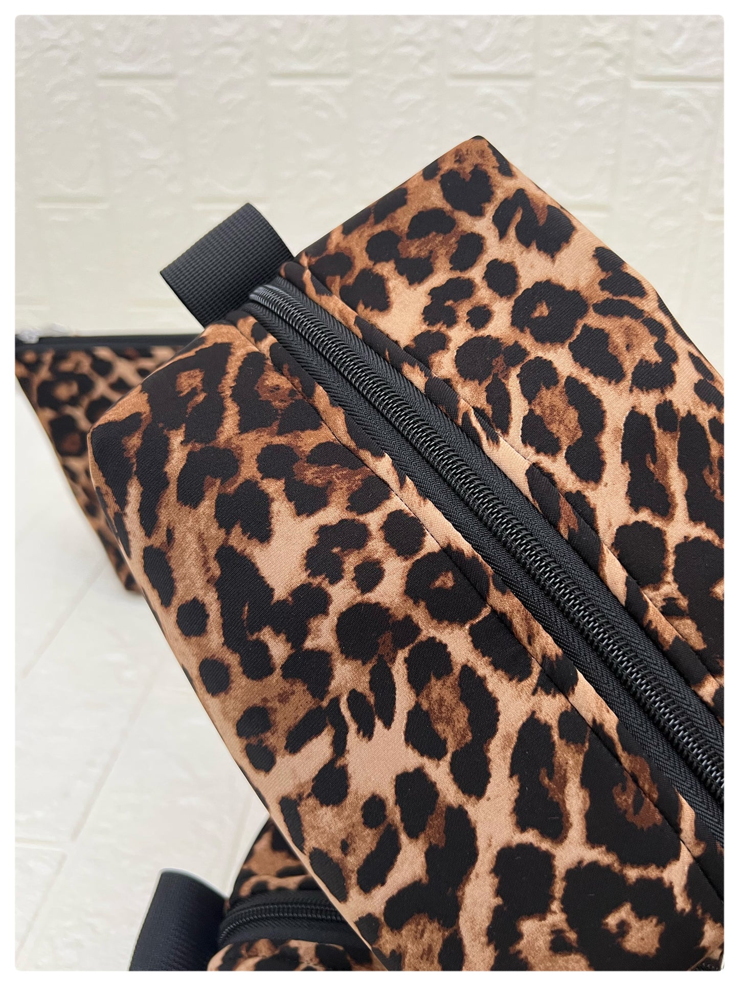 TIGER POUCHES