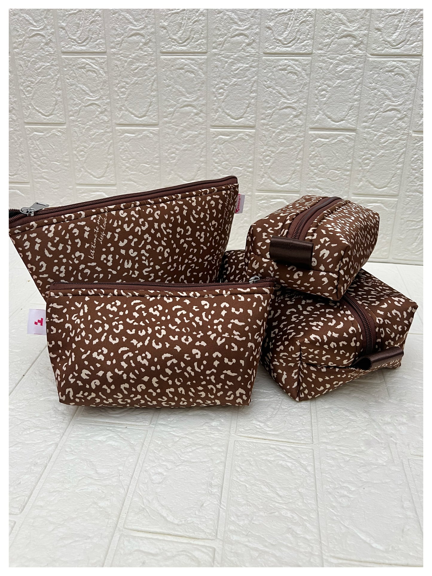 BROWN JAGUAR POUCHES